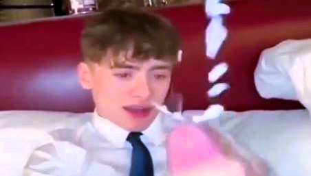 Mega twinks